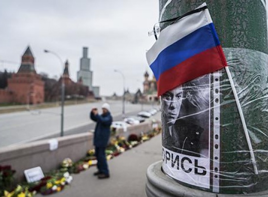 Пять тезисов из доклада Бориса Немцова, - СМИ