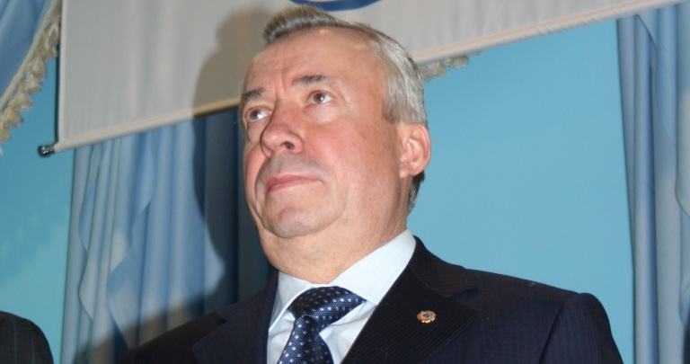Мэр Донецка требует от налоговой проверить рестораны и сеть АТБ