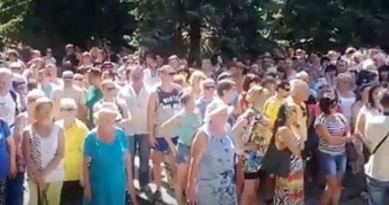 В Горловке предприниматели вышли на митинг против налогов и сборов от «ДНР»