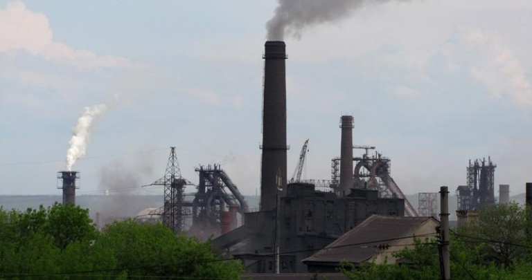 На Енакиевском металлургическом заводе травмировано 4 работника