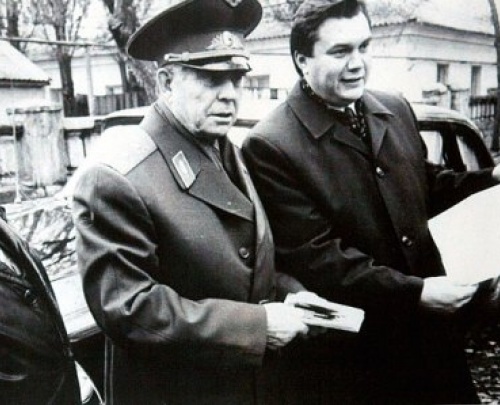 Янукович едет на Донбасс отметить юбилей своего заступника