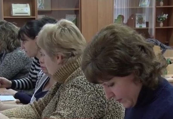 На оккупированной части Донецкой области переучивают учителей украинского языка