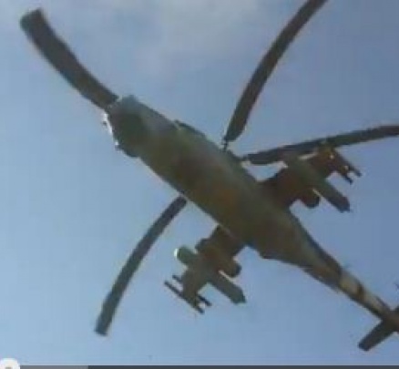 Вертолеты, прилетевшие на помощь военным после боя под Волновахой обстреляли позиции украинских войск ВИДЕО