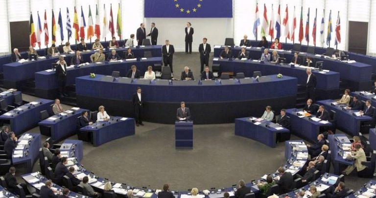 Европарламент проведет срочные дебаты по Украине
