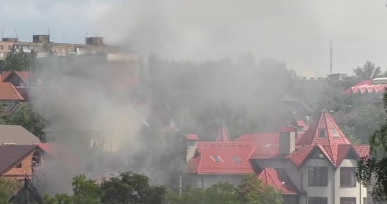 В Донецке днем тушили два пожара ФОТО