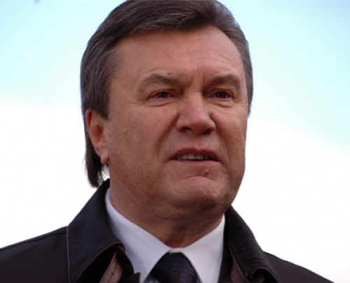 Суд зарегистрировал заявление о совершении преступления Януковичем