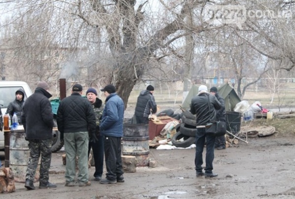 Местные жители рассказали, что защищают оружие в Артемовске, чтоб его не раздали 