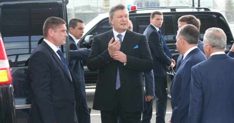 Донецких водителей призывают быть более внимательными из-за визита Януковича