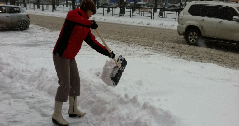 Снегопад парализовал работу донецкого аэропорта. Не могут вылететь 13 рейсов