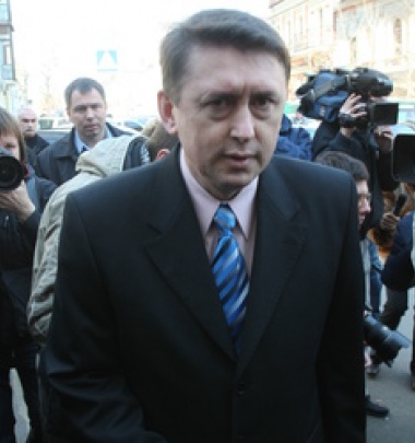 Мельниченко отпустили под залог