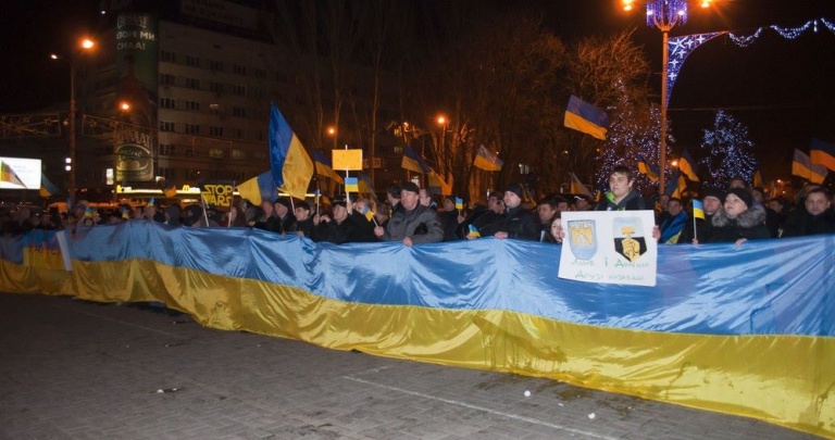 Report from Evening Donetsk: Separatists against Peaceful Donetsk Citizens