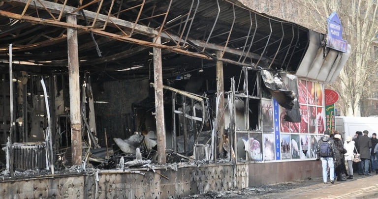 В центре Донецка сгорел мясной рынок