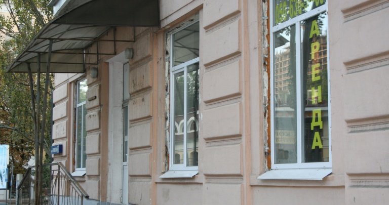 Помещение в центре Донецка, обещанное детям, сдают в аренду за миллион гривен