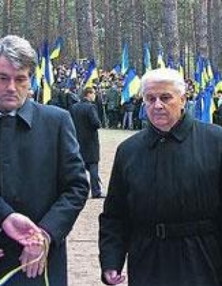 Янукович и все экс-президенты приехали в центр Киева на молебен