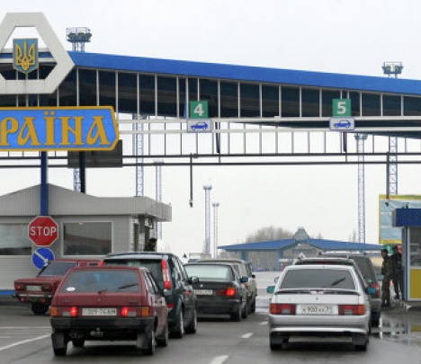Россия решила приостановить пропуск жителей пограничных с Украиной территорий через пункты пропуска