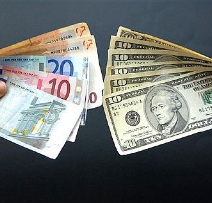 Нацбанк пугает уголовной ответственностью за обмен валюты