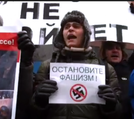 Сторонники Януковича сорвали митинг оппозиции в Донецке - видео/фото