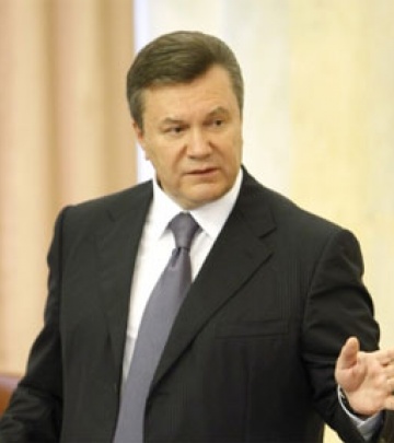 Янукович назвал Тимошенко виновной в убийстве Щербаня