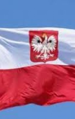 Азаров пообещал содействие открытию консульства Польши в Донецке
